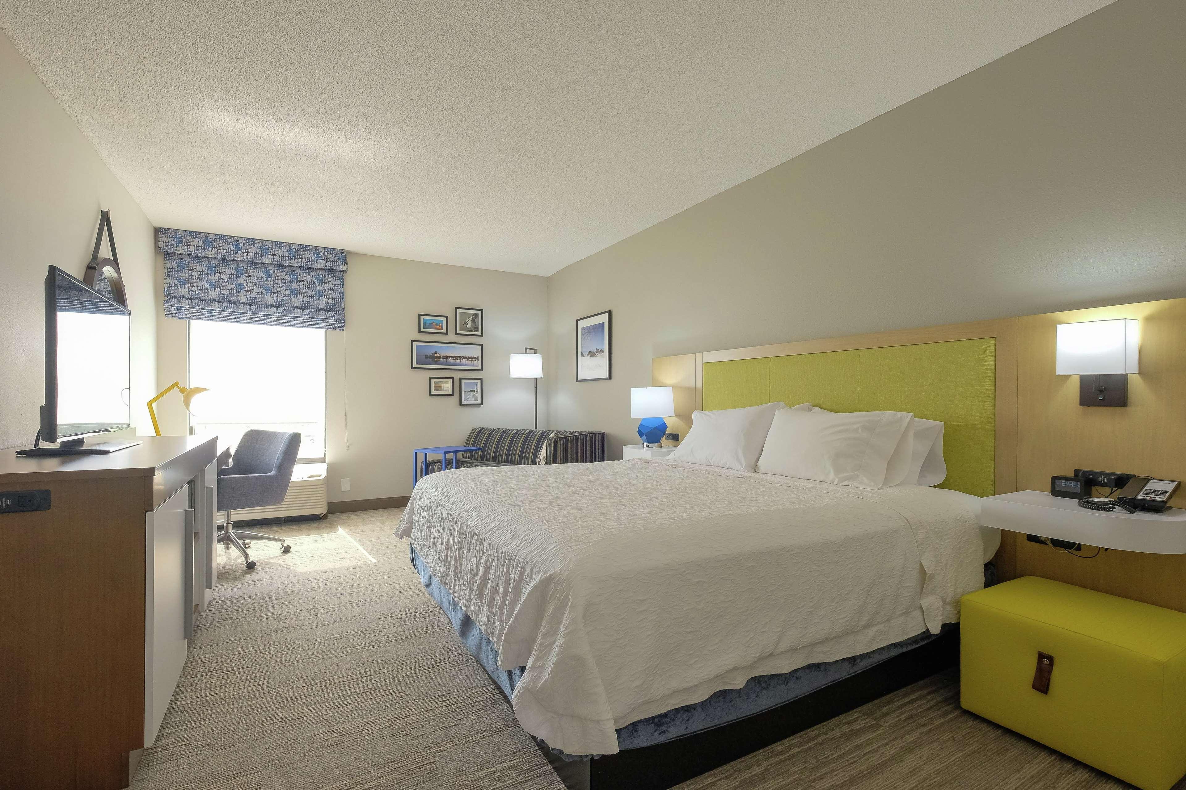 Hotel Hampton 3*