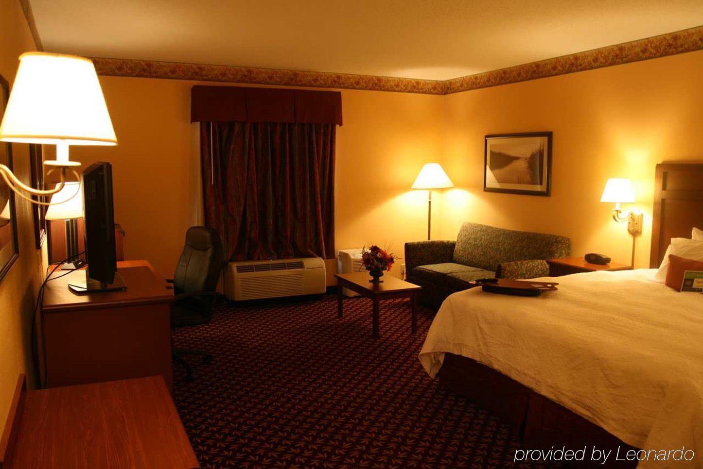 Hotel Hampton