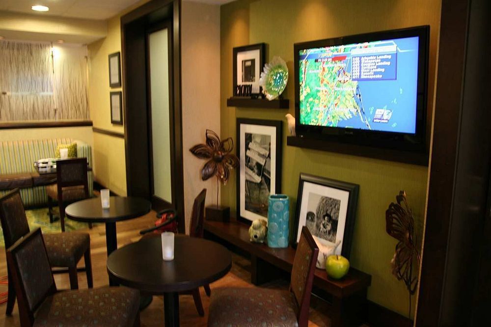 Hotel Hampton 3*